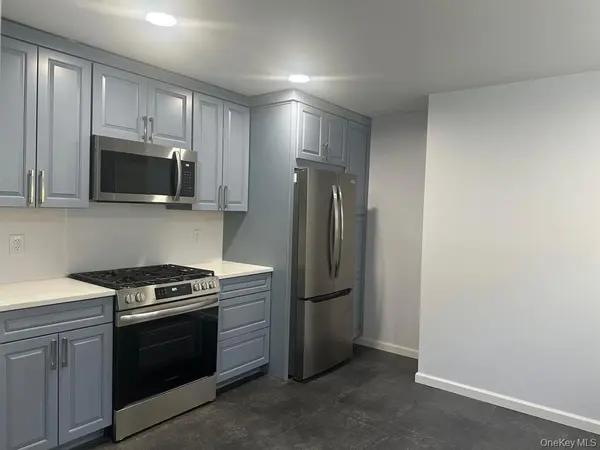 81 Carroll ST, Poughkeepsie, NY 12601