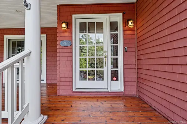 1800 Saw Mill River RD, White Plains, NY 10607