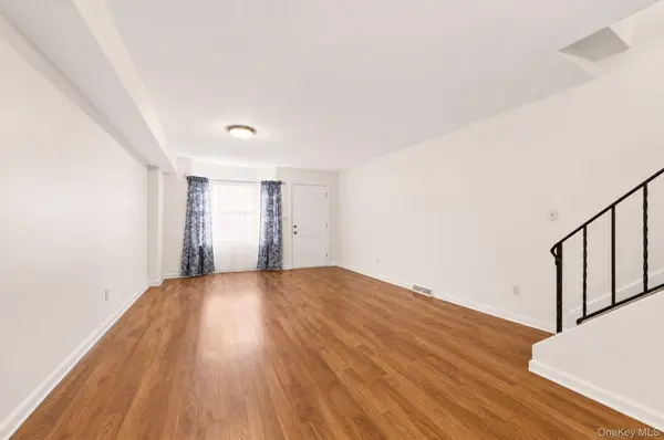 29 Tappen CT, Staten Island, NY 10304