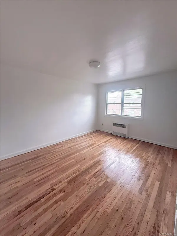 148-39 58th AVE, Flushing, NY 11355