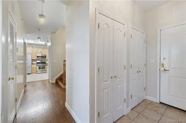 3307 Parkview DR, Spring Valley, NY 10977