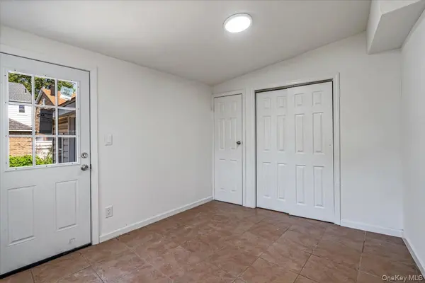 6134 Parsons BLVD, Fresh Meadows, NY 11365