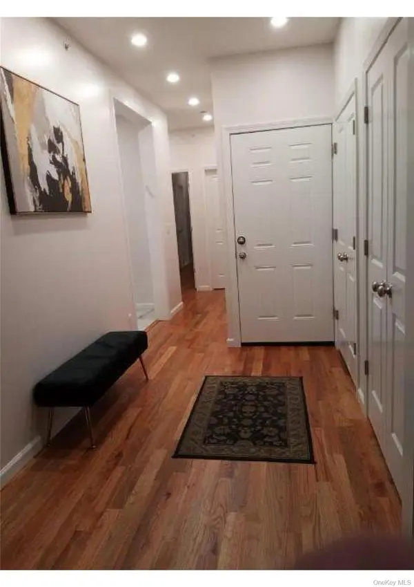 6 Amsterdam #304, Monroe, NY 10950