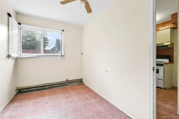 67-60 Bell BLVD, Oakland Gardens, NY 11364