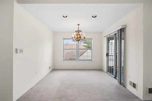 11D Rothwell DR, Call Listing Agent, NJ 08831