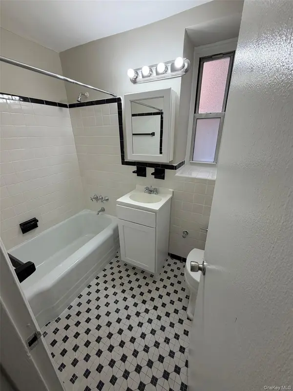 480 Riverdale AVE #1F, Yonkers, NY 10705