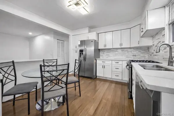 1016 Westwood RD, Woodmere, NY 11598