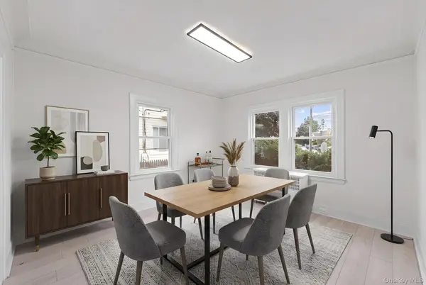 2 Fordham PL, Hempstead, NY 11550