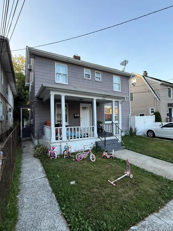 25 Webb AVE, Hempstead, NY 11550