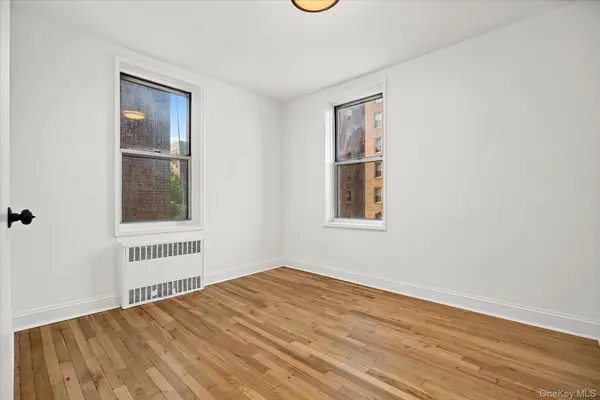 67-30 Clyde ST #3B, Forest Hills, NY 11375