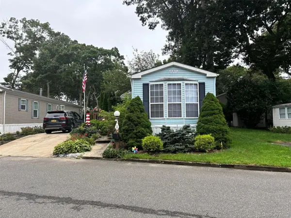 1661 Old Country RD #189, Riverhead, NY 11901