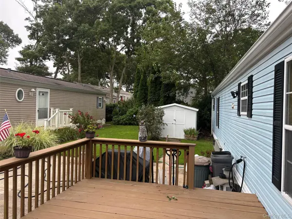 1661 Old Country RD #189, Riverhead, NY 11901
