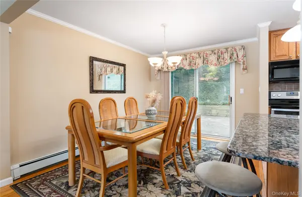 13 Longford ST, Huntington, NY 11743
