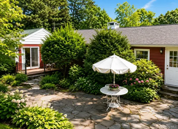 1 Hendrie Dr EXT, Call Listing Agent, CT 06870
