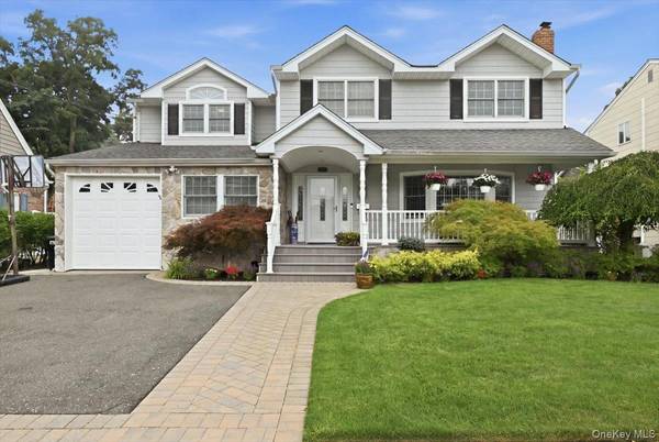 1844 Jefferson AVE, North Bellmore, NY 11710
