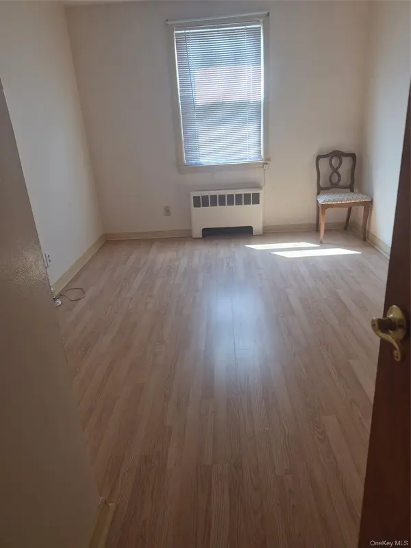 8714 Commonwealth BLVD, Bellerose, NY 11426