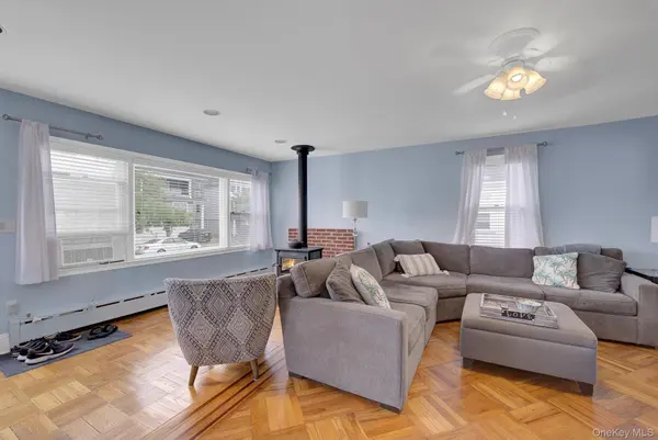 342 E Walnut ST, Long Beach, NY 11561