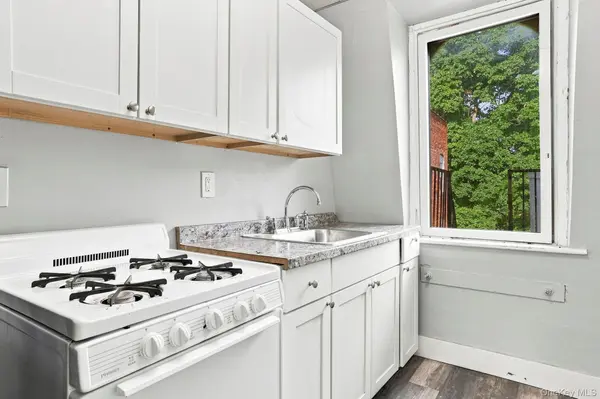 86 S Hamilton, Poughkeepsie, NY 12601