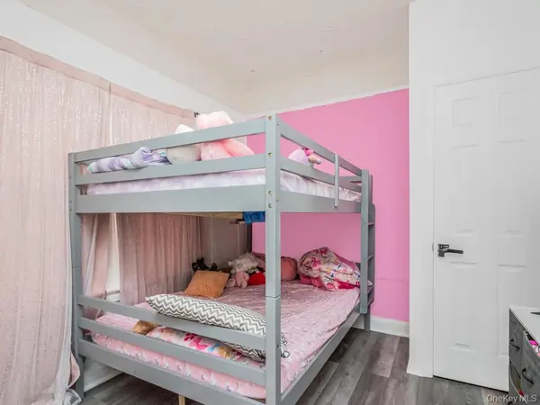 865 E 215th ST, Bronx, NY 10467