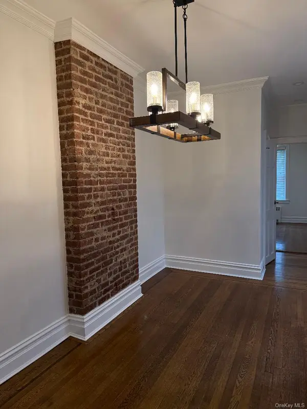 3536 164th ST, Flushing, NY 11358