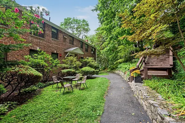 50 Rockledge RD #2A, Hartsdale, NY 10530