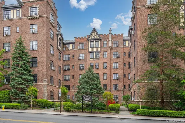 2 Westchester Ave #3K, White Plains, NY 10601