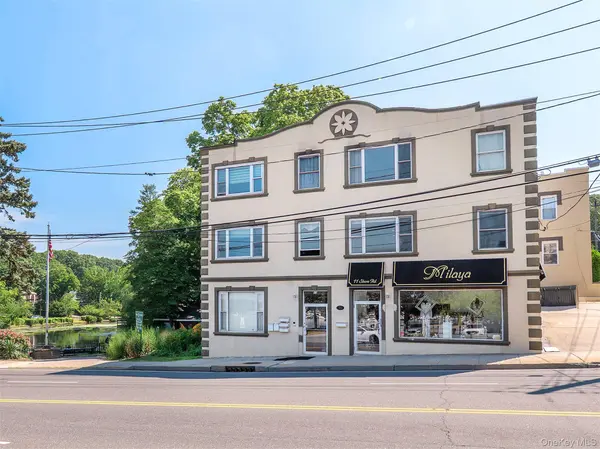 11 Shore RD #1, Port Washington, NY 11050