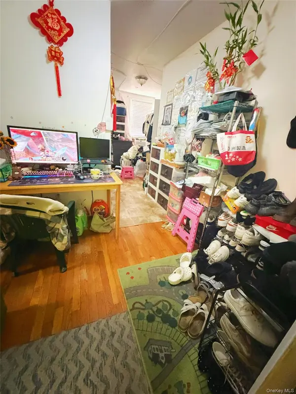 4343 Kissena BLVD #502, Flushing, NY 11355