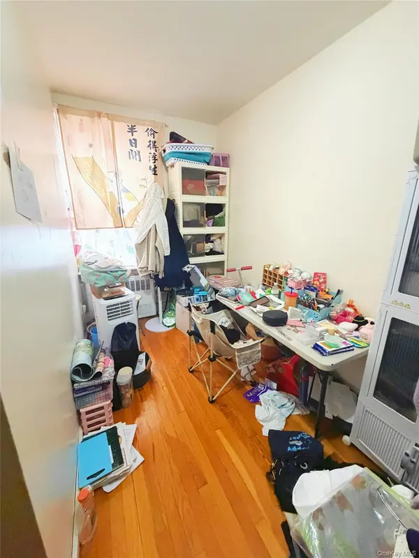 4343 Kissena BLVD #502, Flushing, NY 11355