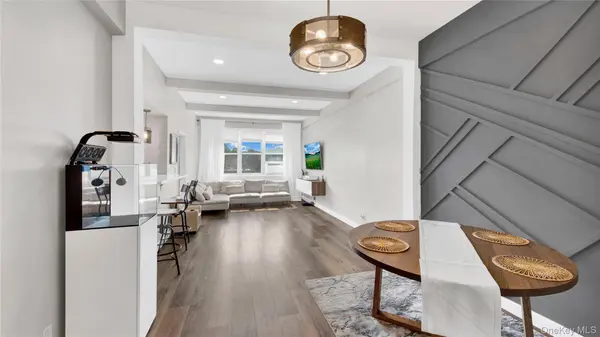 365 Bronx River RD #1F, Yonkers, NY 10704