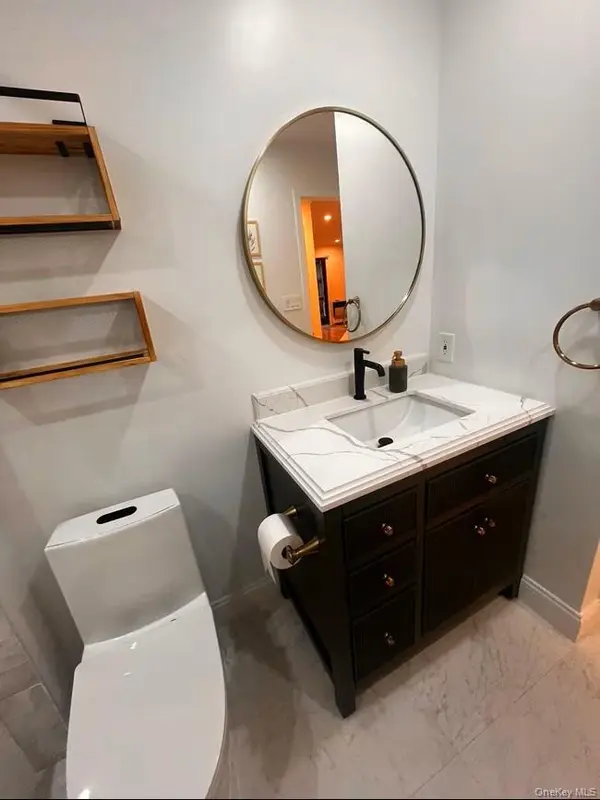 28 Hillside TER #F, White Plains, NY 10601