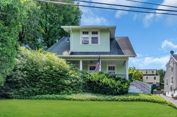 24 Howard AVE, Valhalla, NY 10595