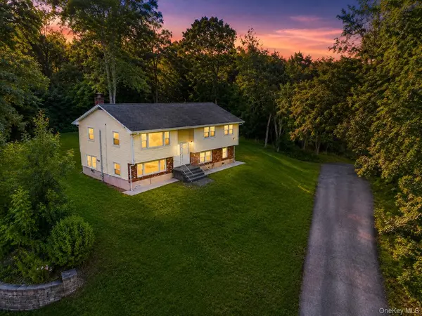 43 Glenmere Homesites RD #2F, Florida, NY 10921