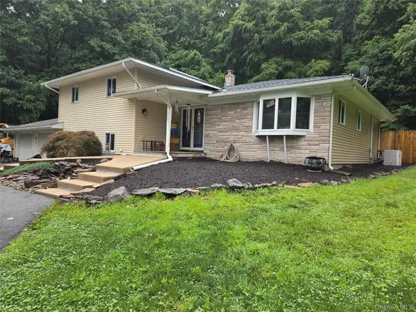 1248 Lakes RD, Monroe, NY 10950