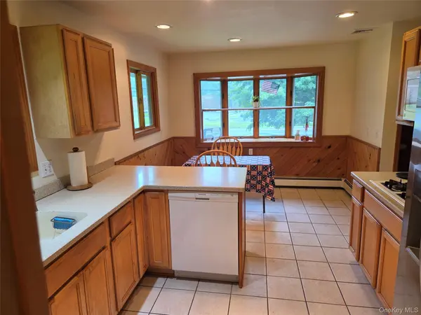 1248 Lakes RD, Monroe, NY 10950