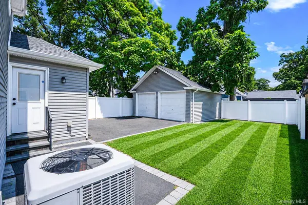 1365 Langdon BLVD, Rockville Centre, NY 11570