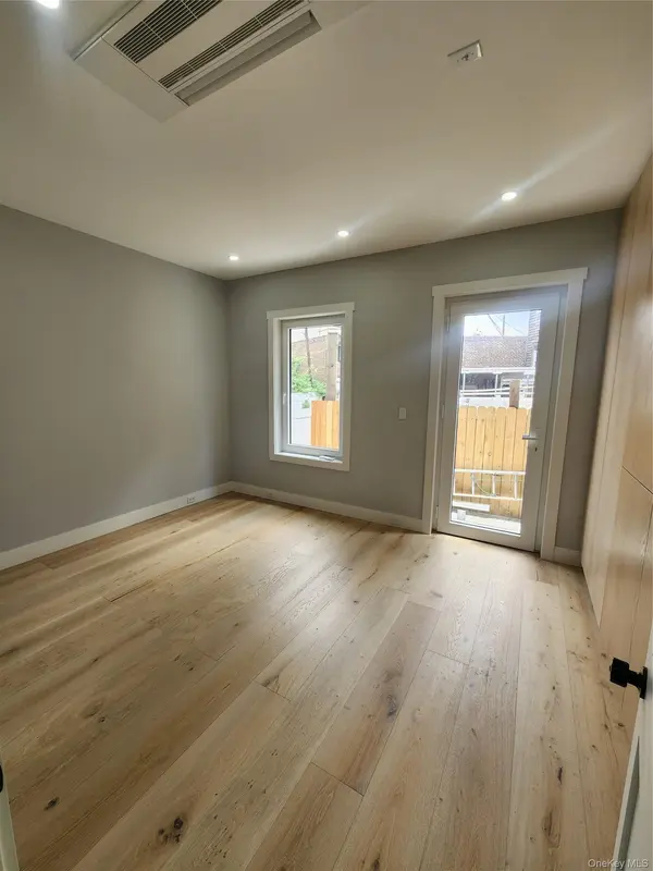 14 Hausman ST #1L, Brooklyn, NY 11222