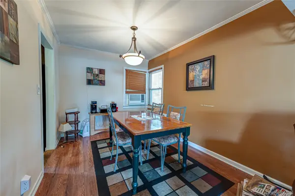 578 Northern Pkwy, Uniondale, NY 11553