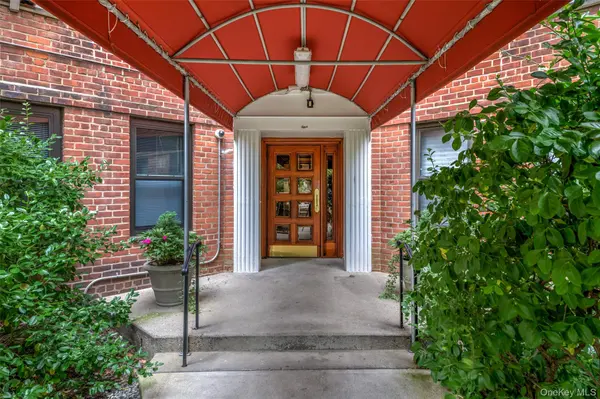 171 Pearsall DR #6E/6F, Mount Vernon, NY 10552