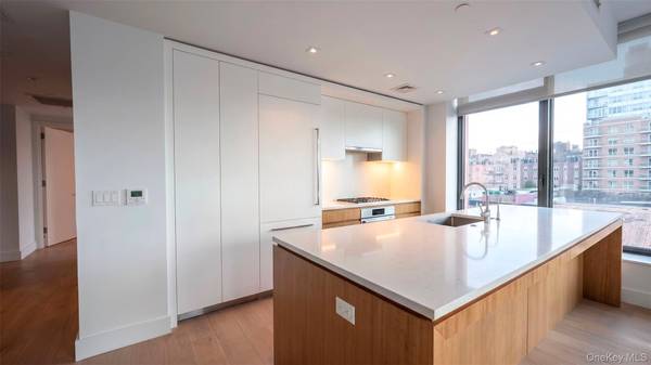251 1st ST #4A, Brooklyn, NY 11215