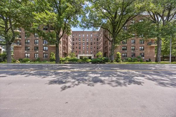 80-35 Springfield Blvd #1M, Queens Village, NY 11427