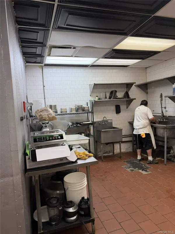 113 E 125th ST, New York (manhattan), NY 10035