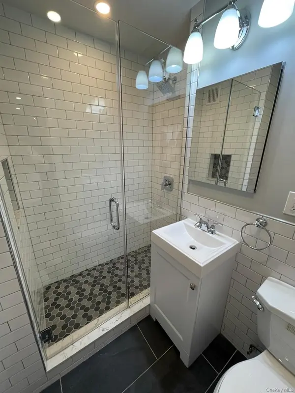 5730 Mosholu AVE #3G, Bronx, NY 10471