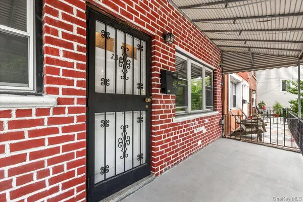 1319 Hicks ST, Bronx, NY 10469