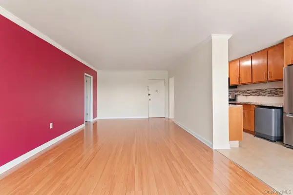 880 Boynton AVE #4L, Bronx, NY 10473