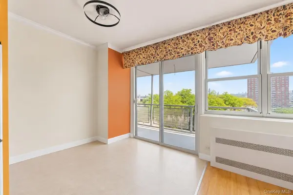 880 Boynton AVE #4L, Bronx, NY 10473