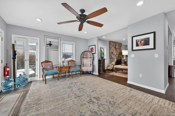 173 Brook TRL, Greenwood Lake, NY 10925