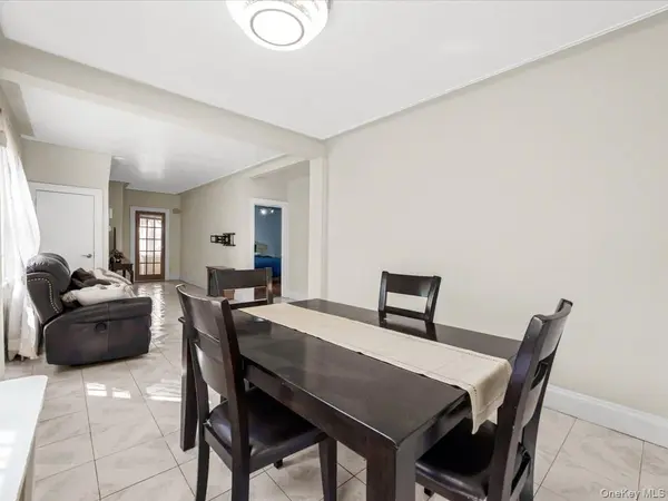 25 Edwards, Valley Stream, NY 11580