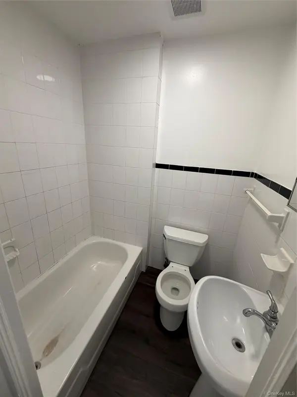 513 Chestnut ST, Brooklyn, NY 11208