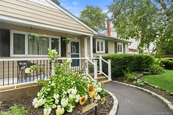 333 Ontario ST, Ronkonkoma, NY 11779